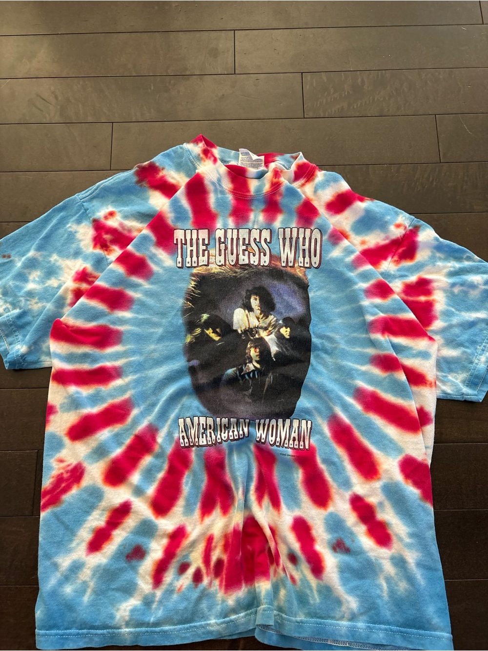 Vintage year 2000 the guess who band tee